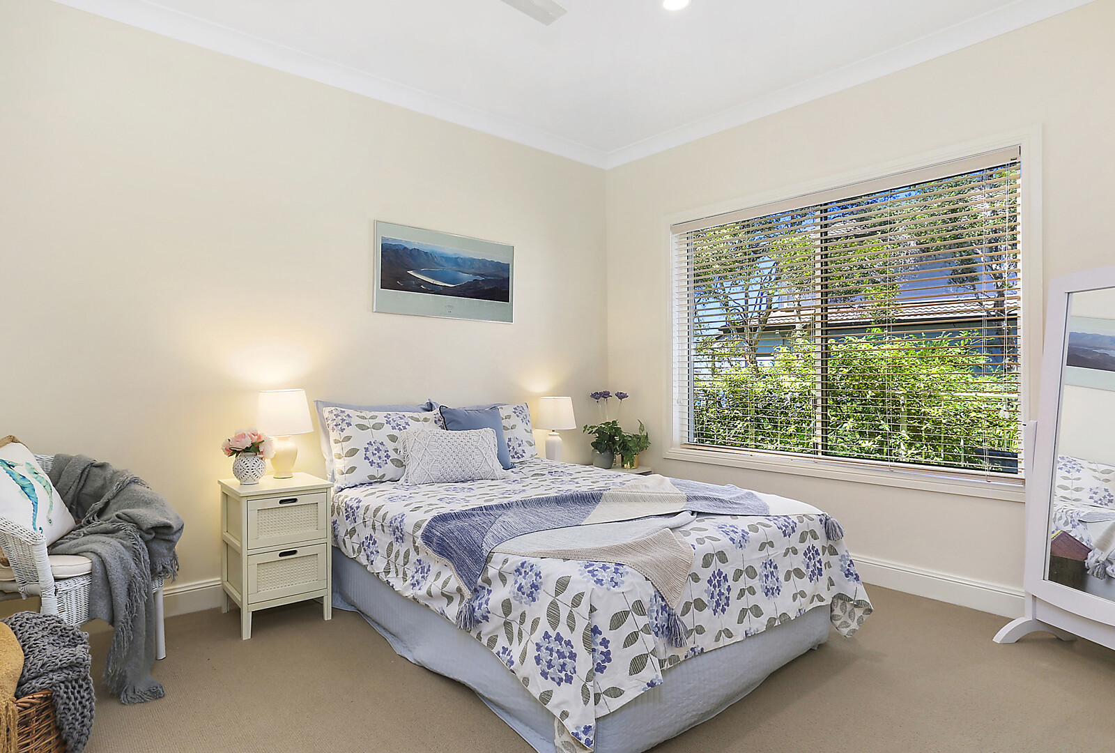 16 Seychelles Place, Kawana Island QLD 4575 - photo 13