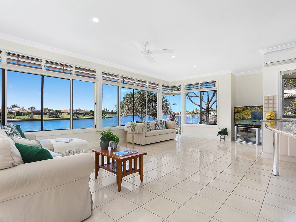 16 Seychelles Place, Kawana Island QLD 4575 - photo 5