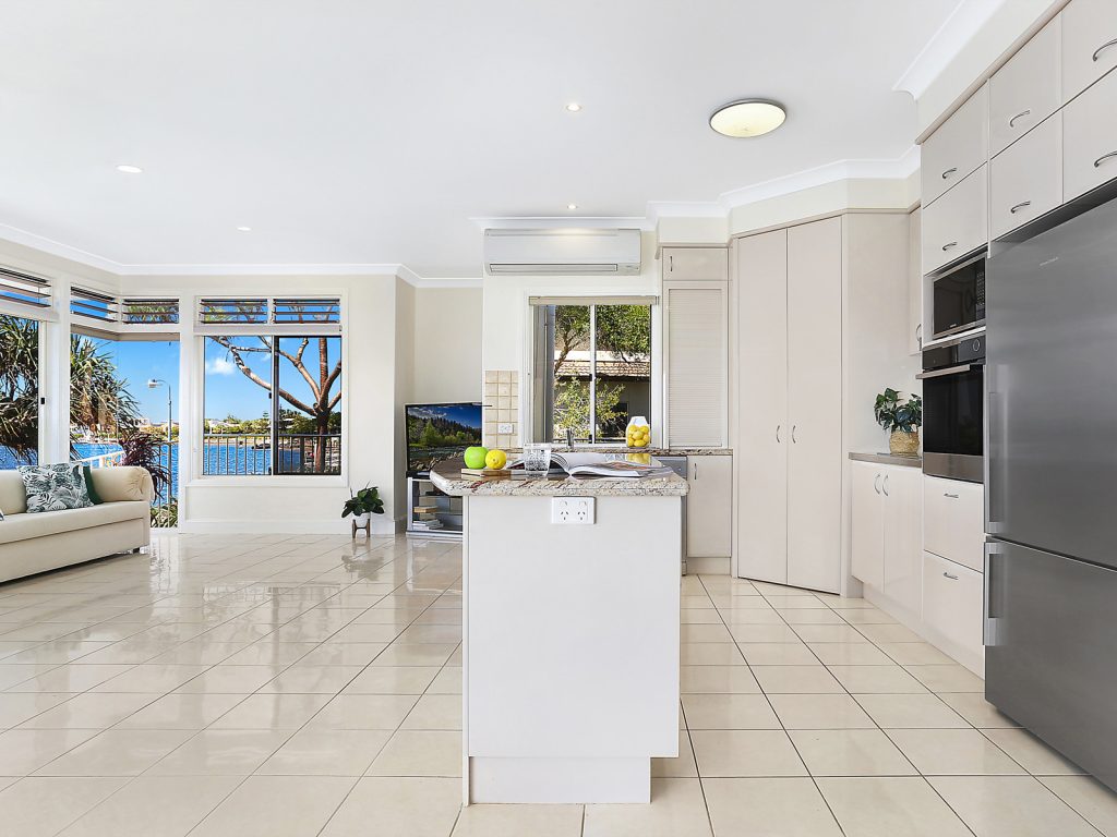 16 Seychelles Place, Kawana Island QLD 4575 - photo 7