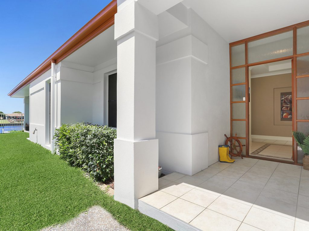 16 Seychelles Place, Kawana Island QLD 4575 - photo 8