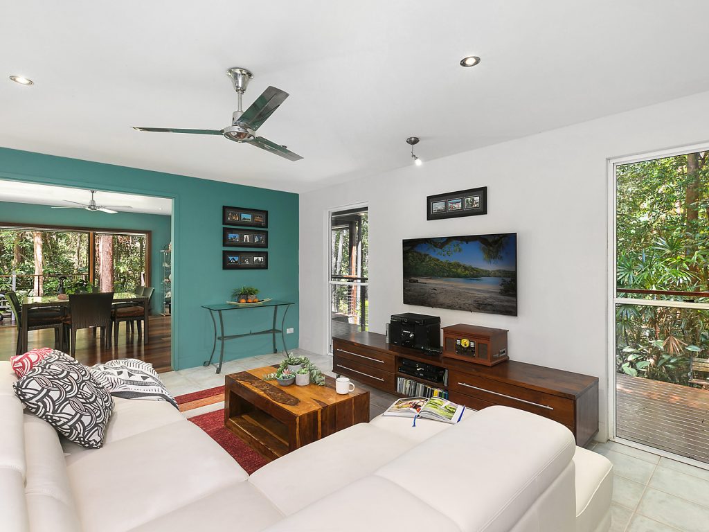 13 Nottingham Court, Beerwah QLD 4519 - photo 2