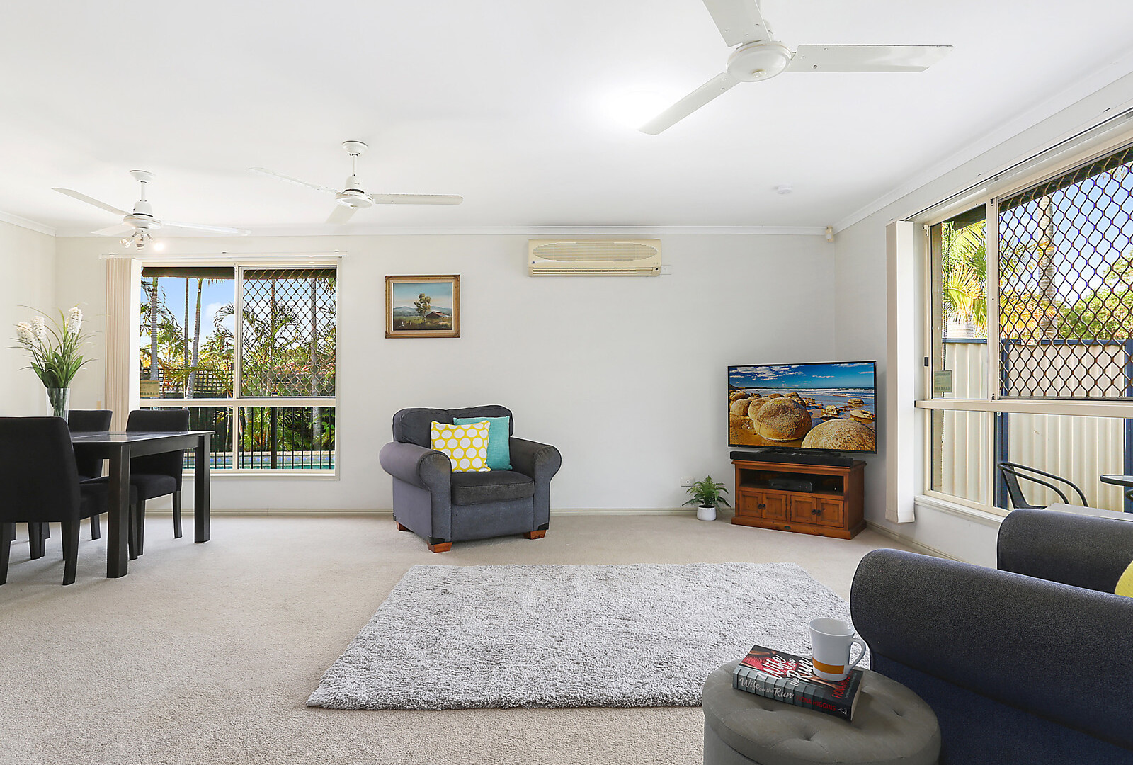 24 Bellevue Drive, Little Mountain QLD 4551 - photo 3