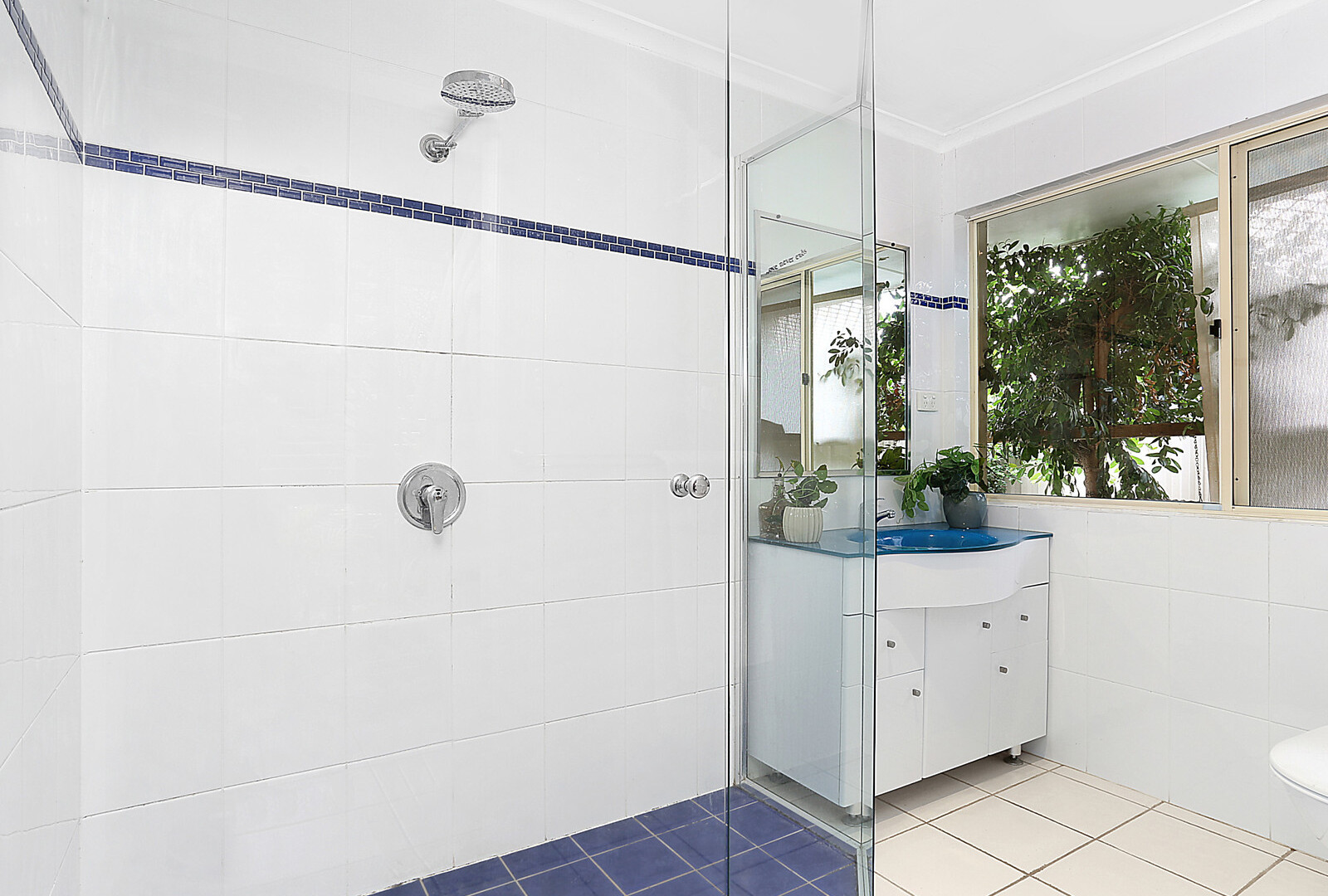 8 Regatta Boulevard, Wurtulla QLD 4575 - photo 13