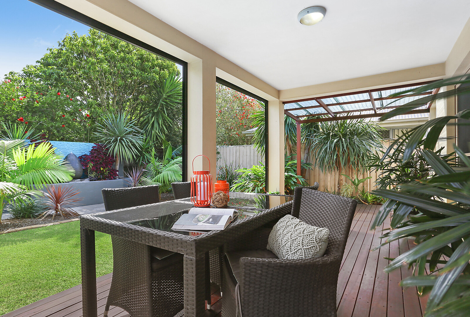 15 Maldives Place, Kawana Island QLD 4575 - photo 2