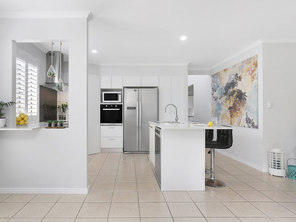 15 Maldives Place, Kawana Island QLD 4575 - photo 4