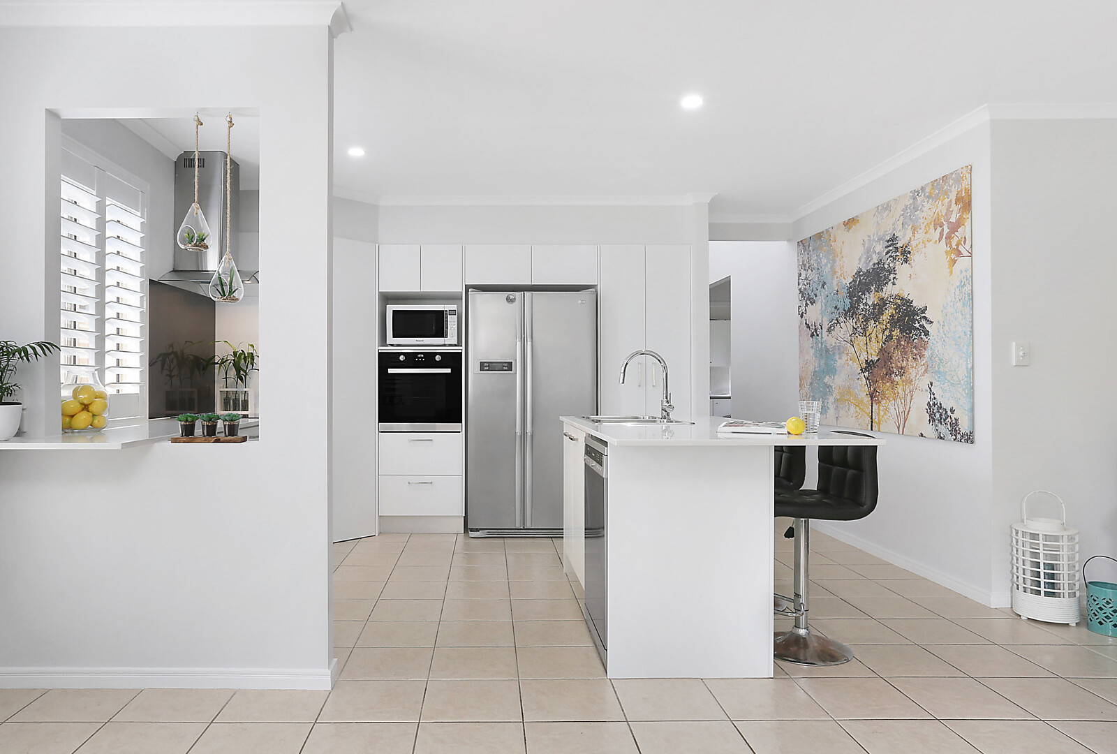 15 Maldives Place, Kawana Island QLD 4575 - photo 4