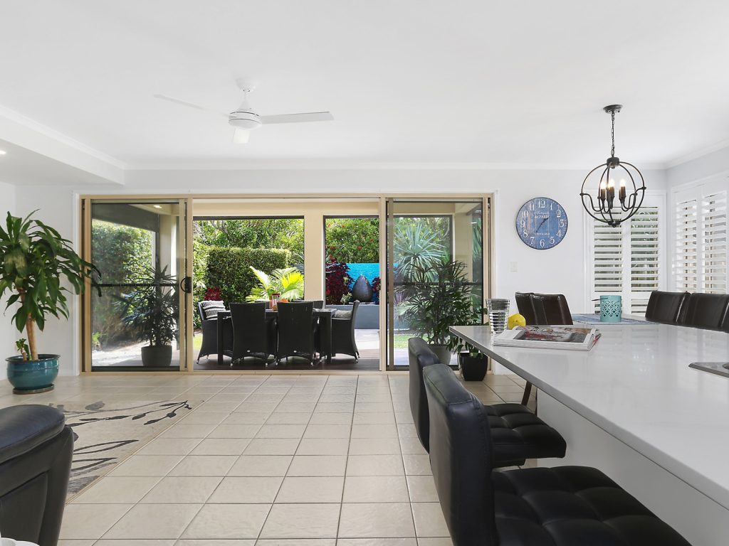 15 Maldives Place, Kawana Island QLD 4575 - photo 5