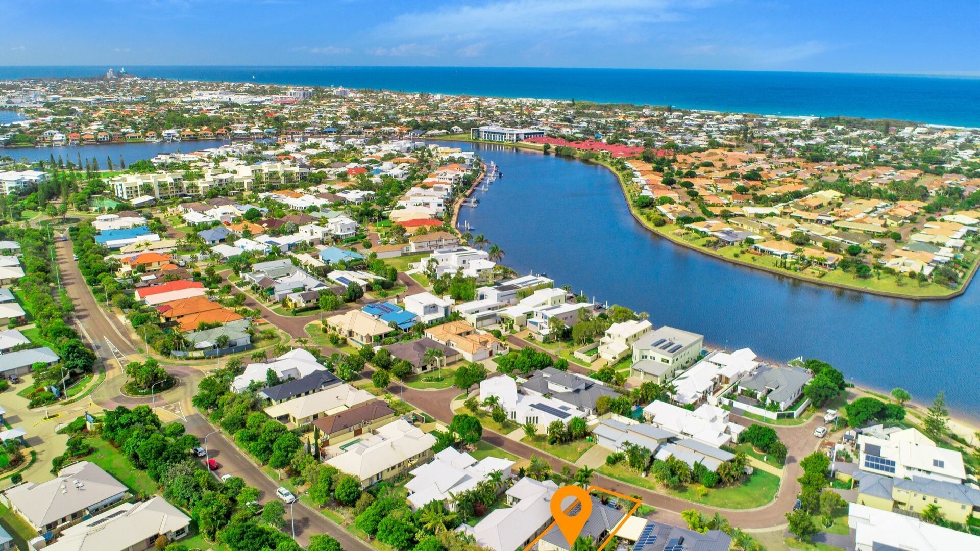 15 Maldives Place, Kawana Island QLD 4575 - photo 8