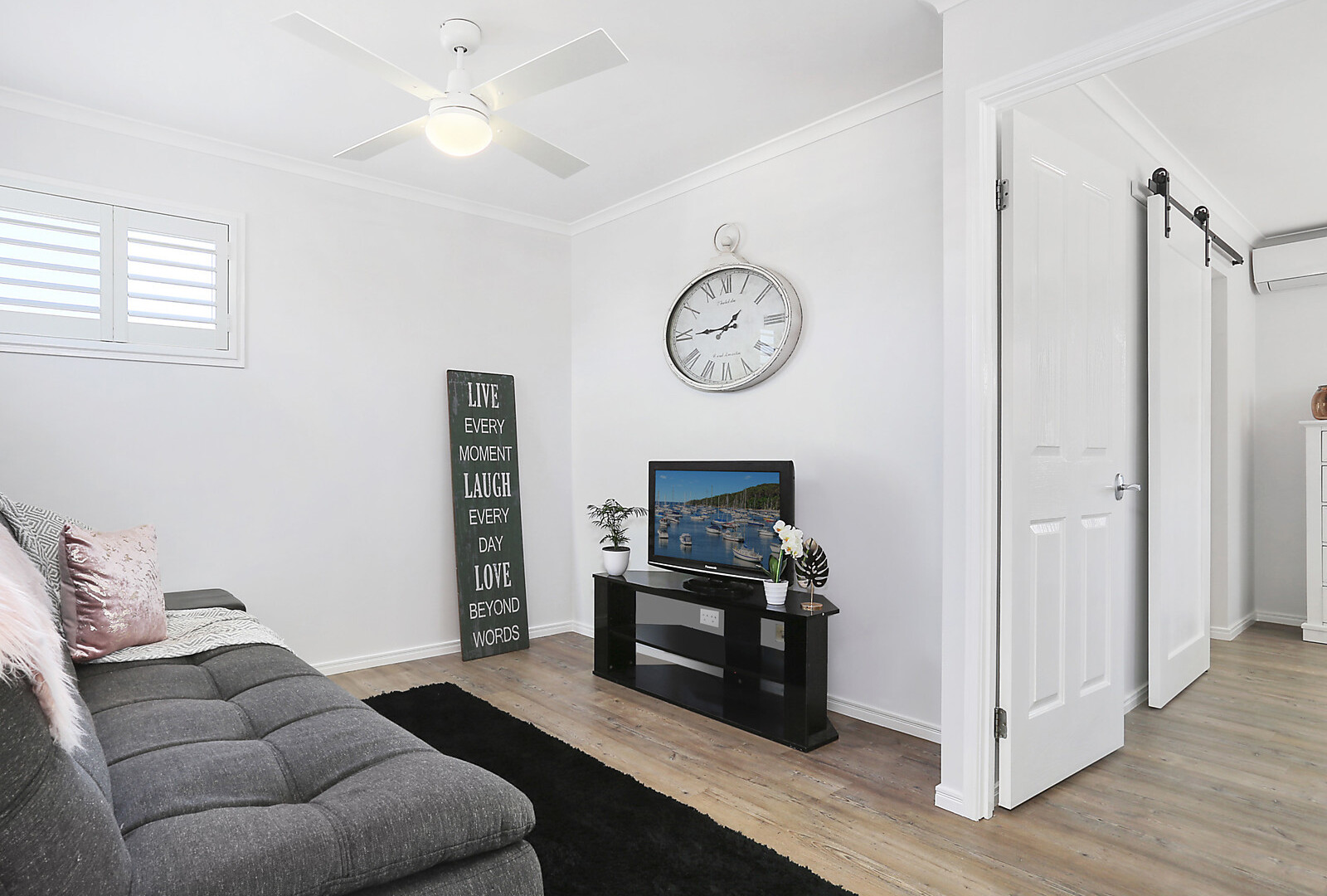 15 Maldives Place, Kawana Island QLD 4575 - photo 10