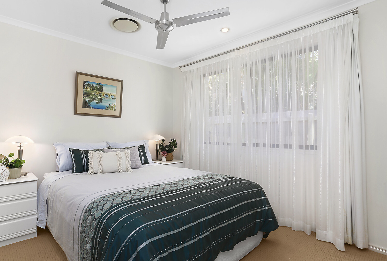 9 Jersey Place, Kawana Island QLD 4575 - photo 12