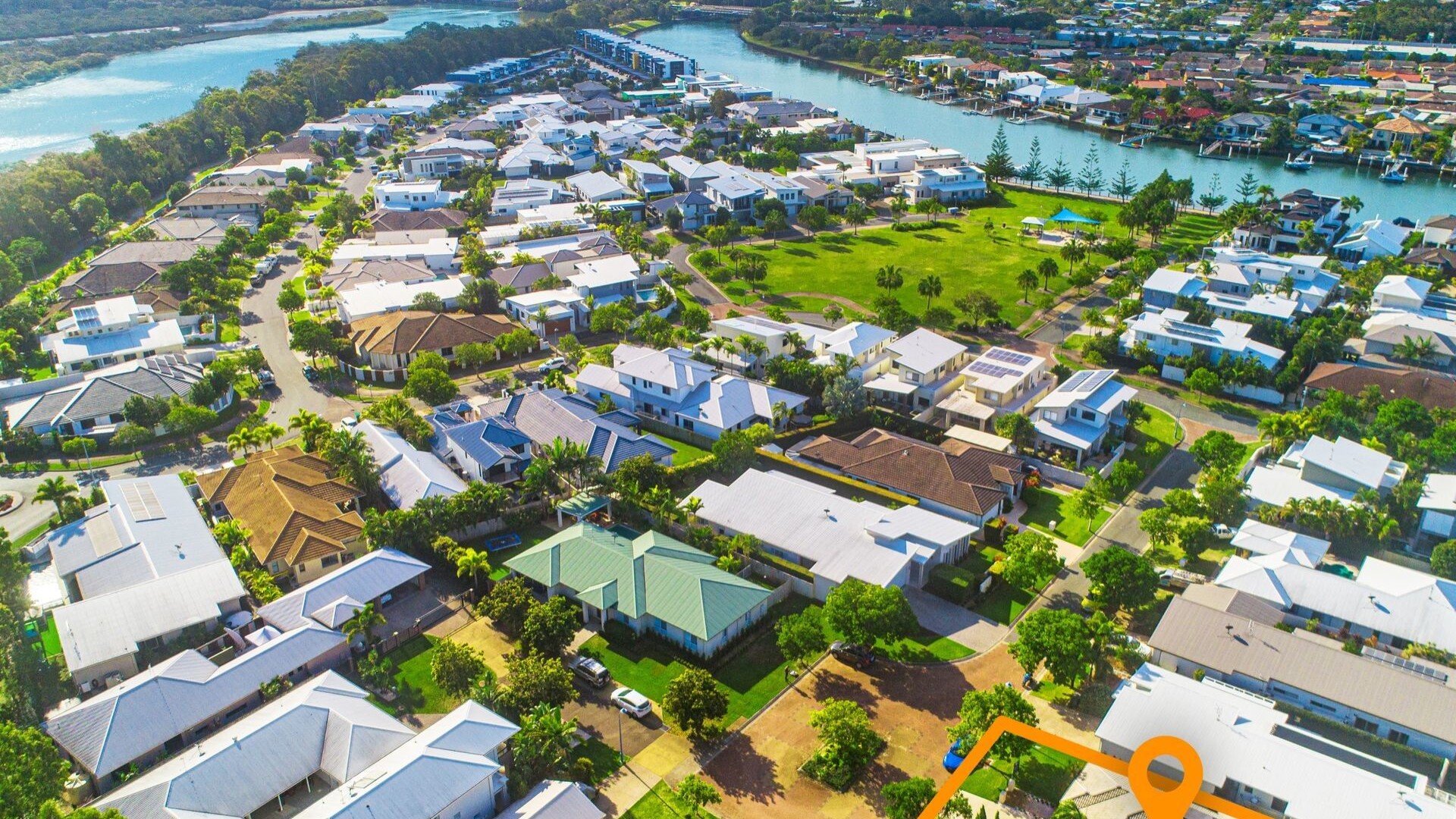9 Jersey Place, Kawana Island QLD 4575 - photo 6