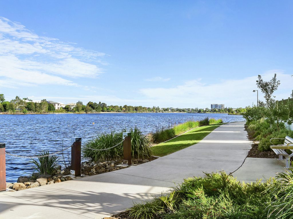45 Waterway Drive, Birtinya QLD 4575 - photo 15