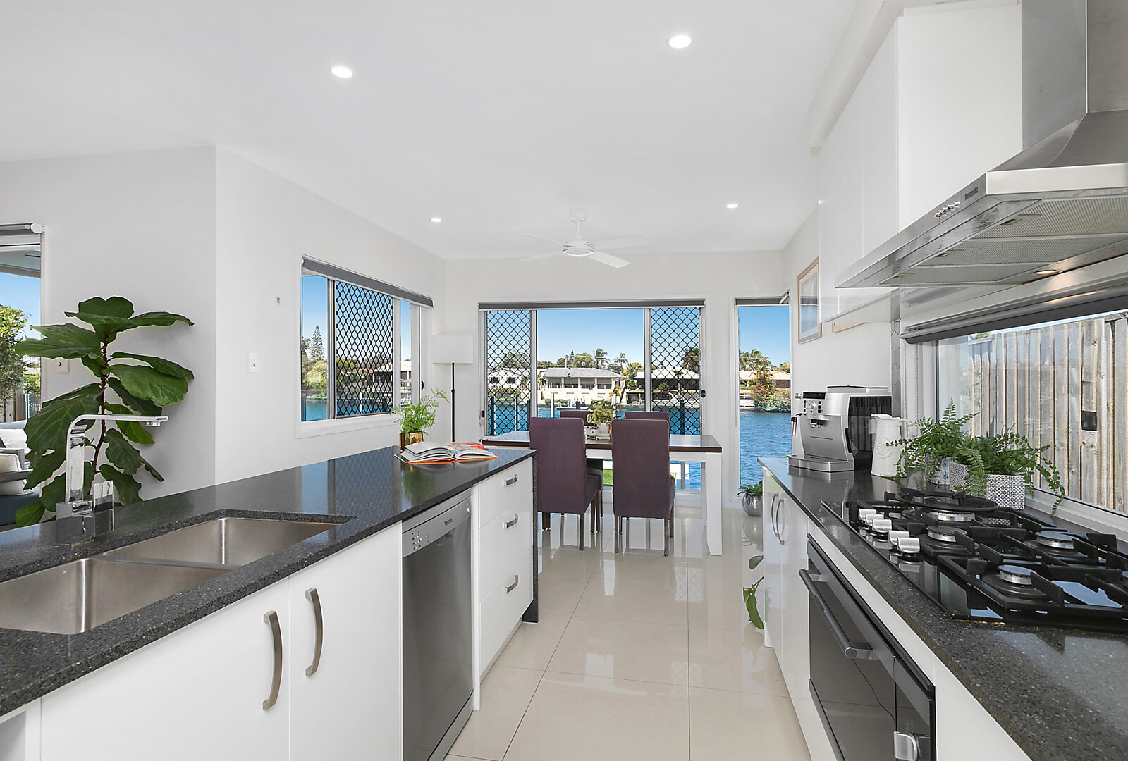 45 Waterway Drive, Birtinya QLD 4575 - photo 4