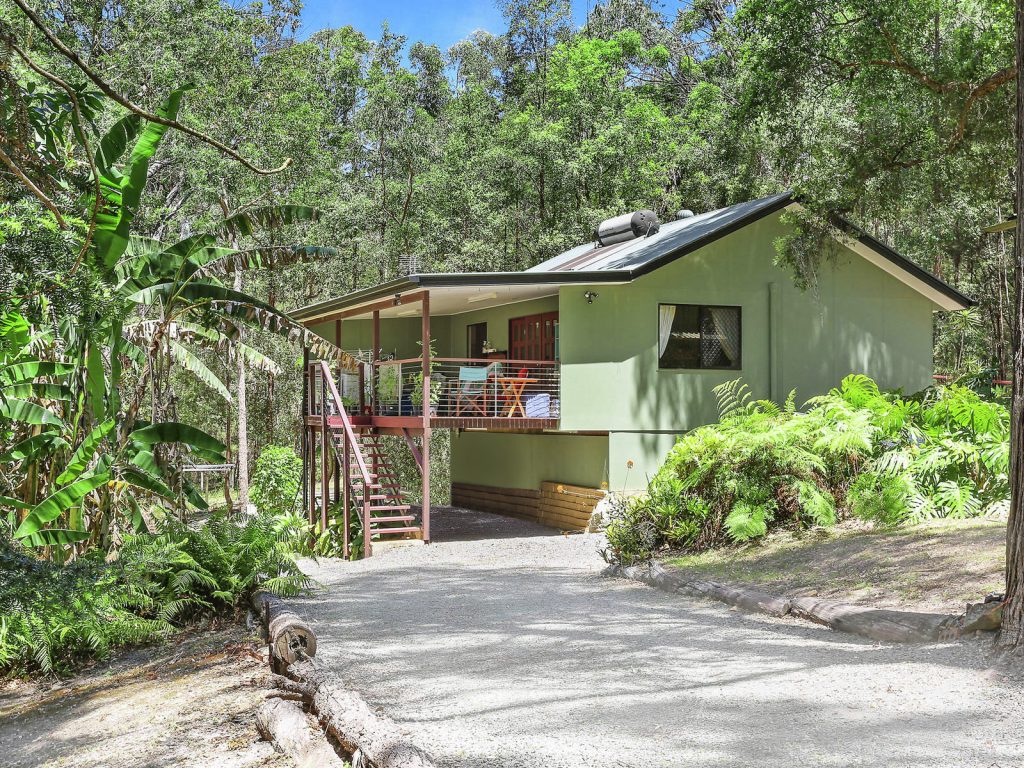 32 Fig Tree Drive, Beerwah QLD 4519 - photo 2