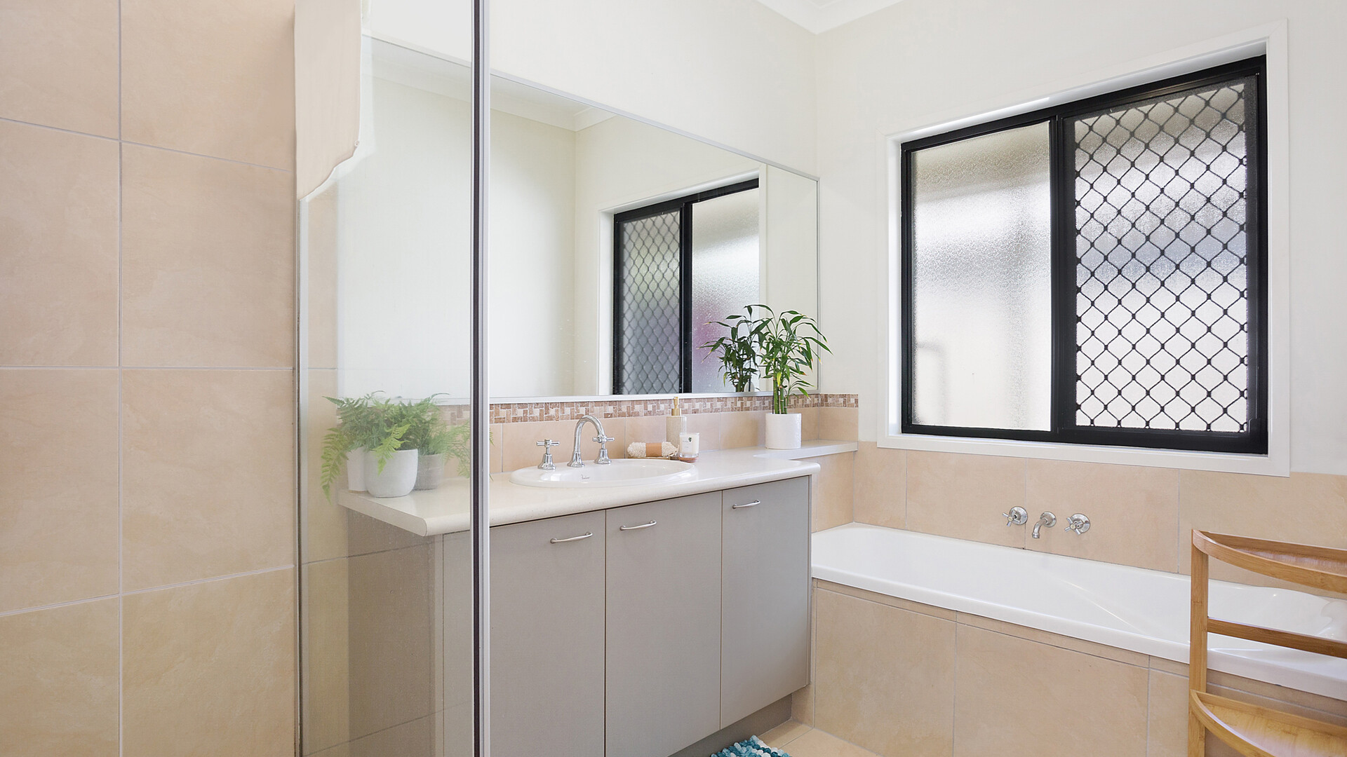 1 Wilkiea Street, Meridan Plains QLD 4551 - photo 12