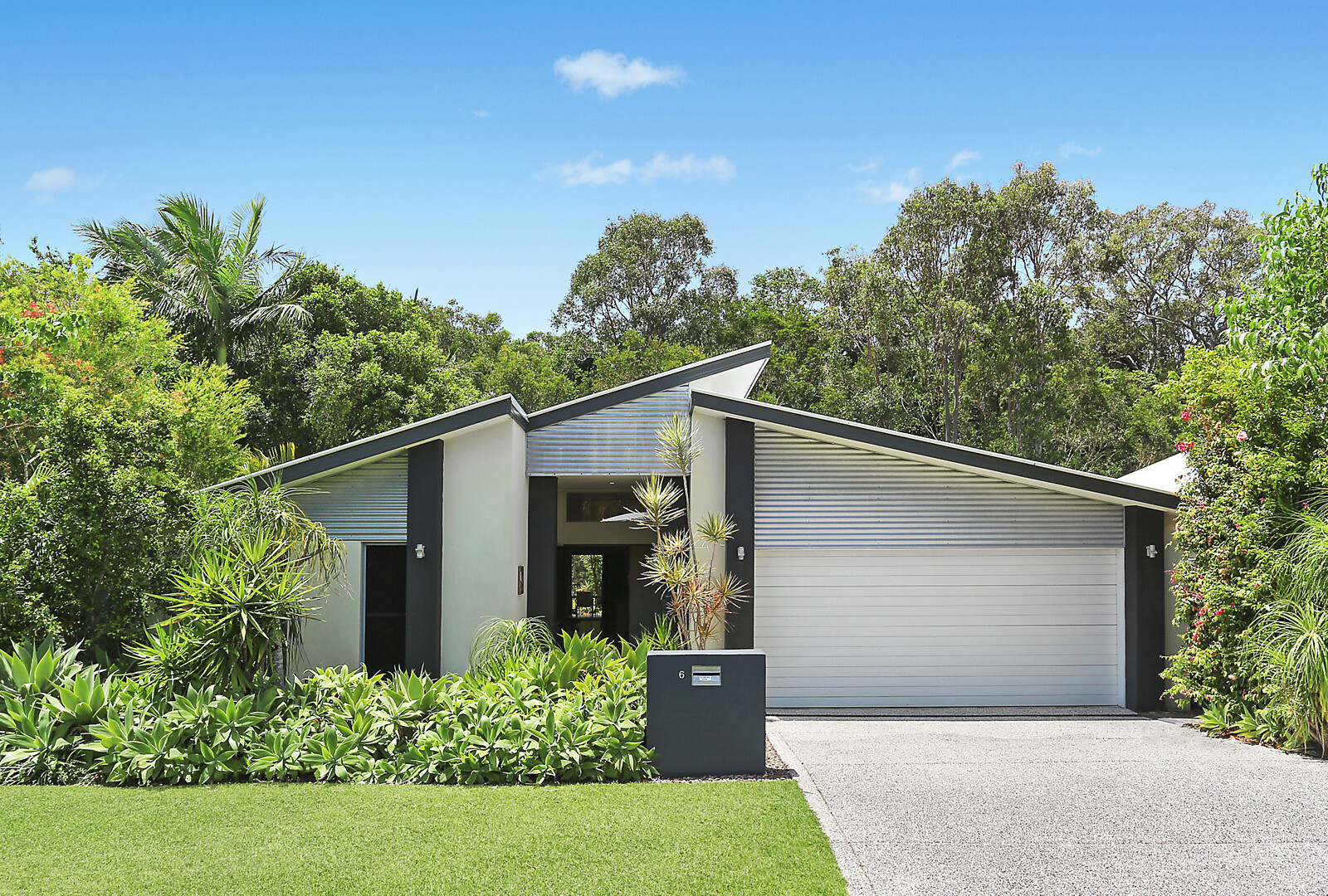 6 Midyim Court, Meridan Plains QLD 4551 - photo 2