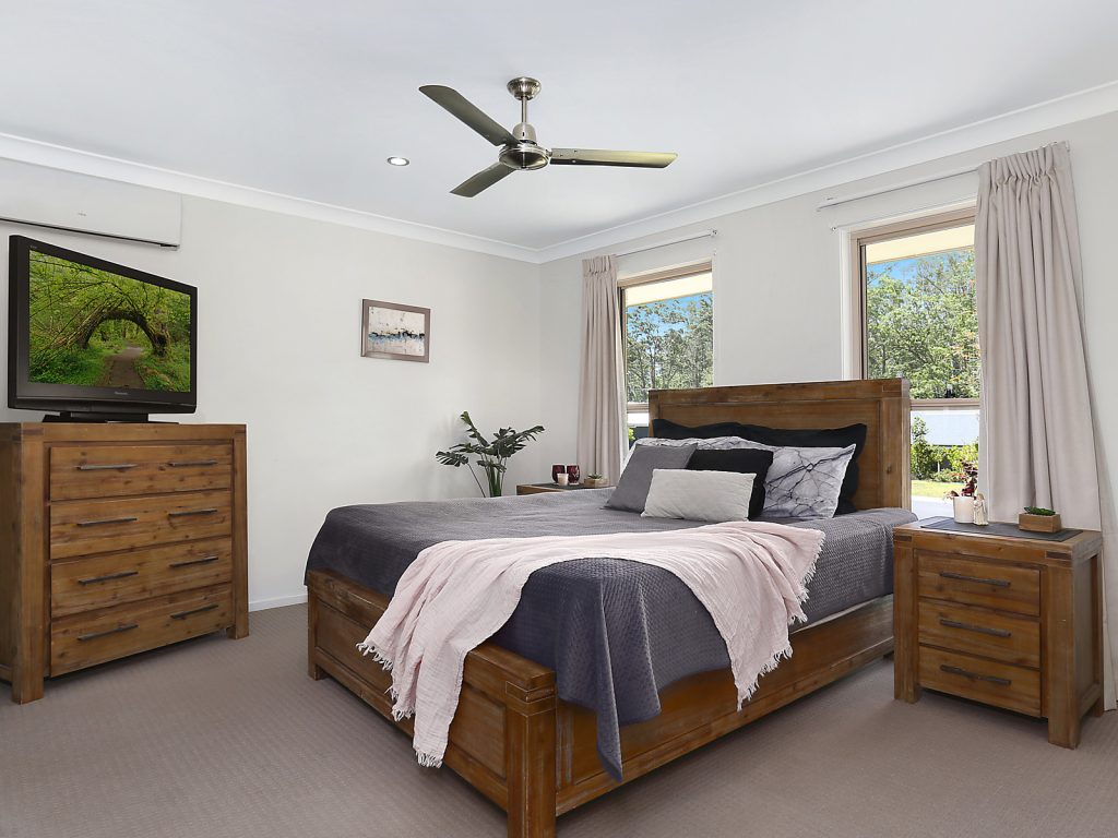 16 Elouera Close, Landsborough QLD 4550 - photo 4