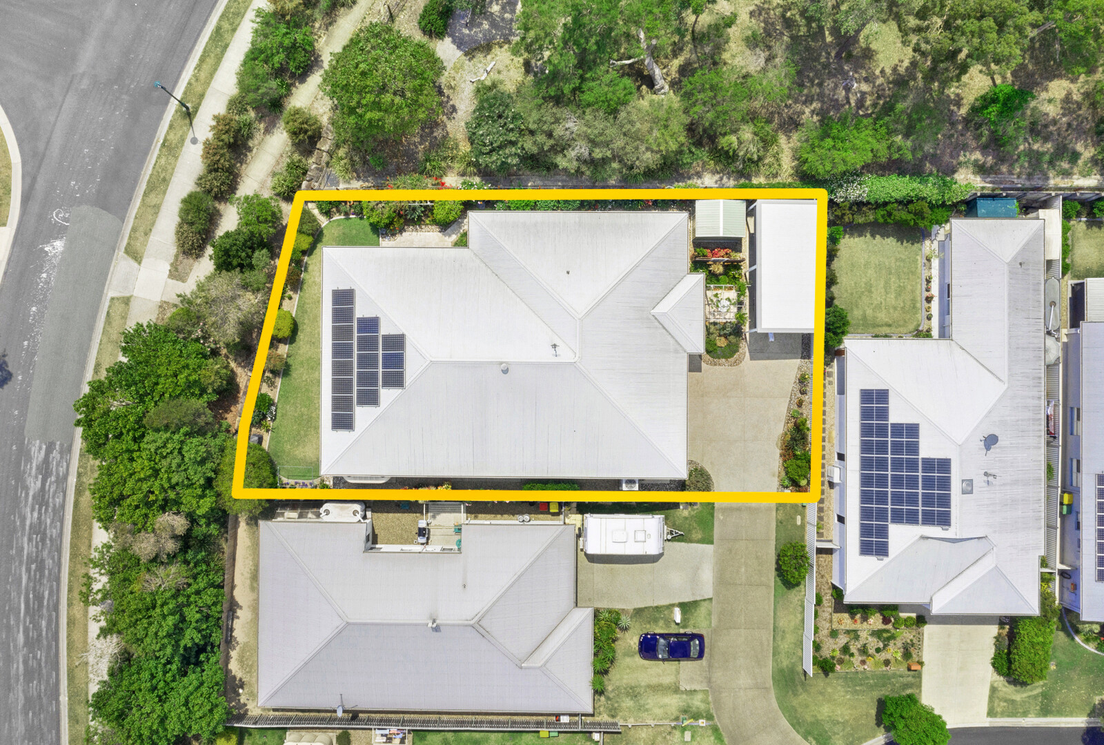 15 Riverstone Crescent, Little Mountain QLD 4551 - photo 5