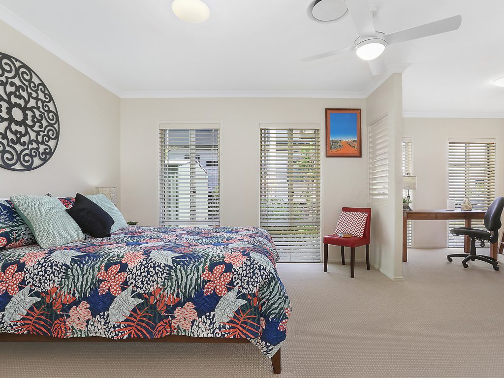15 Riverstone Crescent, Little Mountain QLD 4551 - photo 9