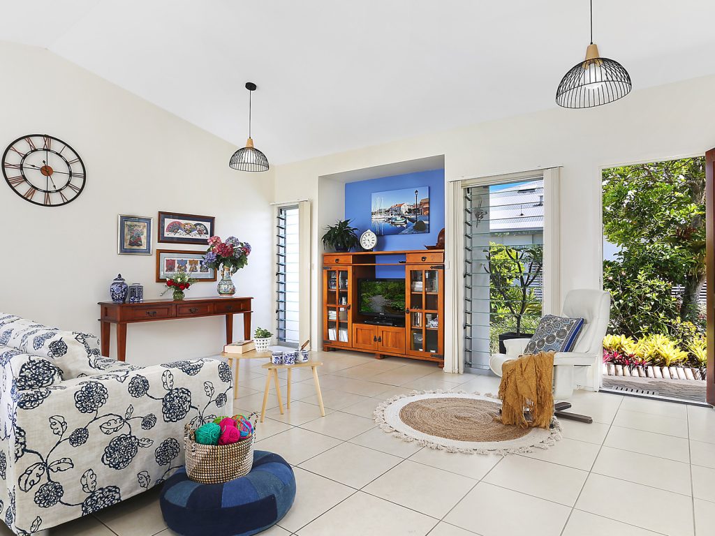 1/239 Kawana Way, Kawana Island QLD 4575 - photo 2