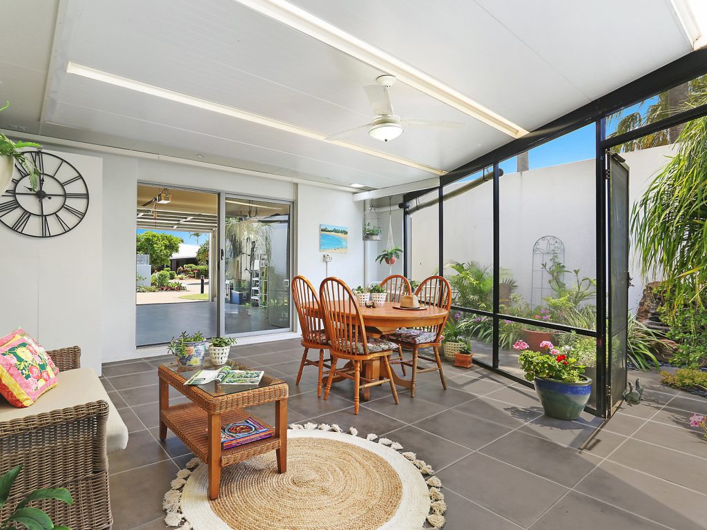 1/239 Kawana Way, Kawana Island QLD 4575 - photo 4
