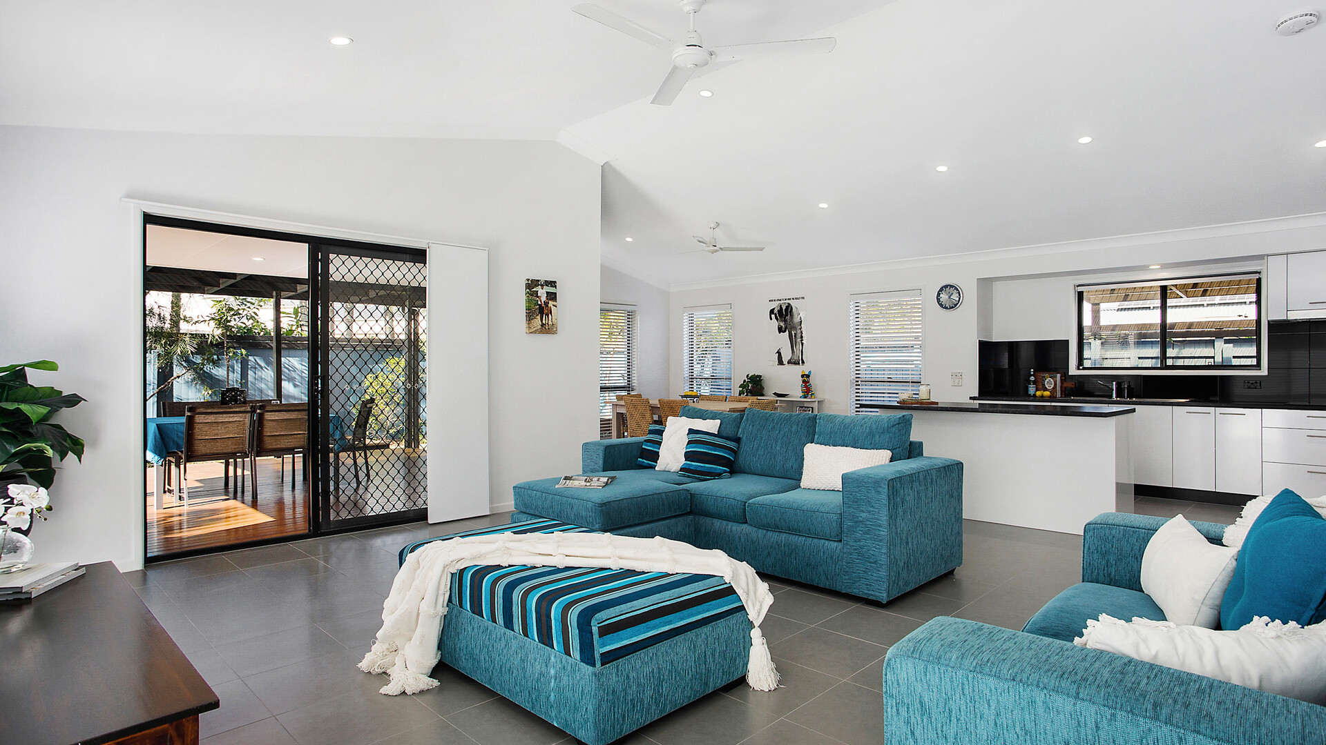 7 Gardenia Street, Currimundi QLD 4551 - photo 2