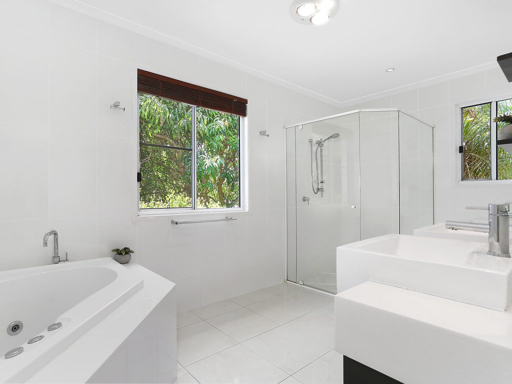48 Ascot Way, Little Mountain QLD 4551 - photo 8