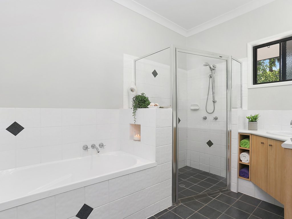 28 Old Peachester Road, Beerwah QLD 4519 - photo 9