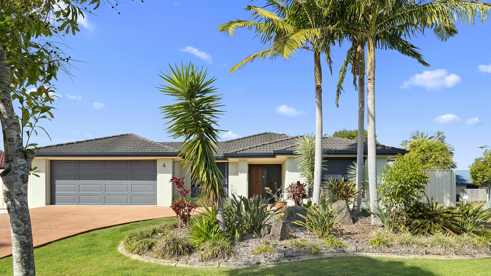 Sold - 4 Prow Street - New Property in Caloundra West - Real Estate by Nicki Colam