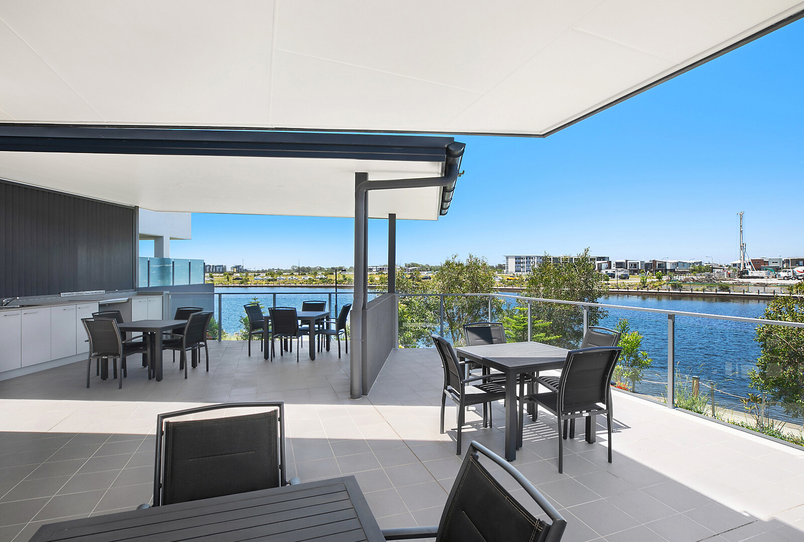 36/19 Shine Court, Birtinya QLD 4575 - photo 10