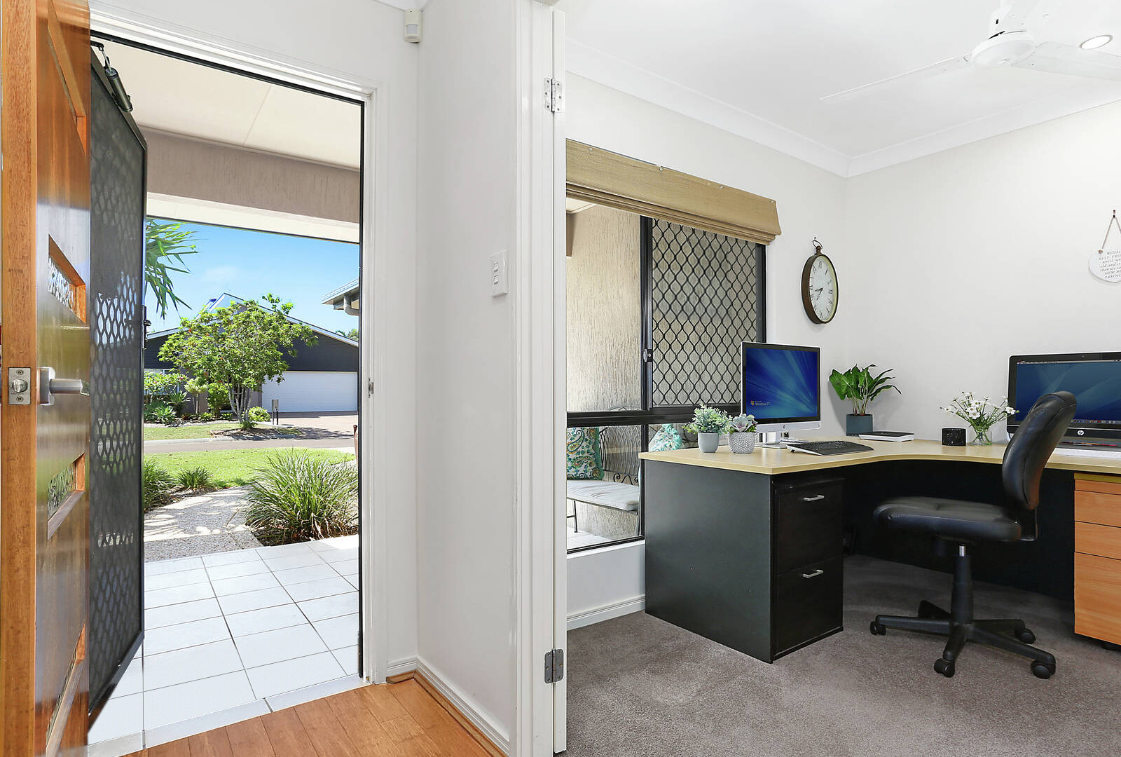 4 Madagascar Court, Kawana Island QLD 4575 - photo 7
