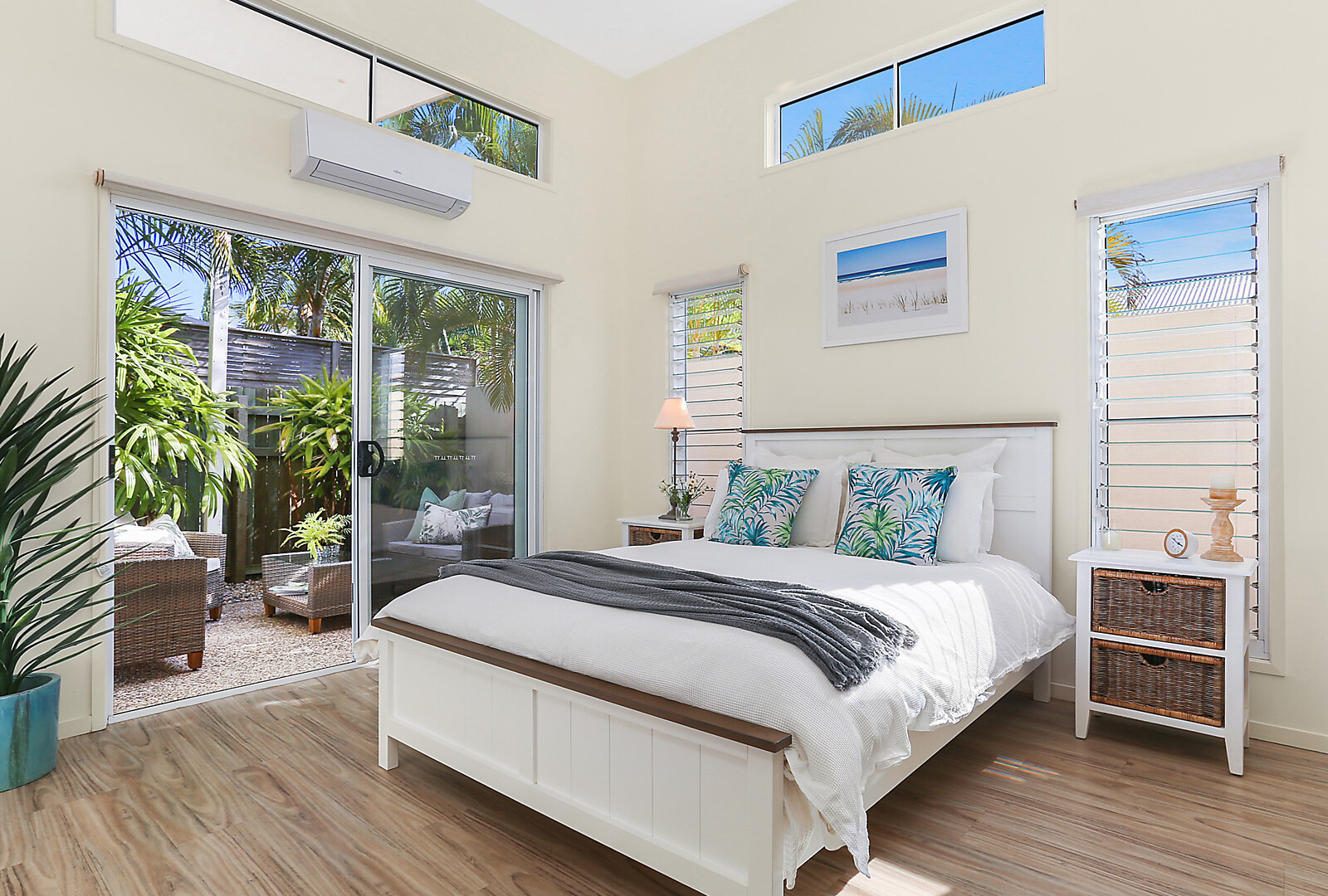 10 Mauritius Crescent, Kawana Island QLD 4575 - photo 11