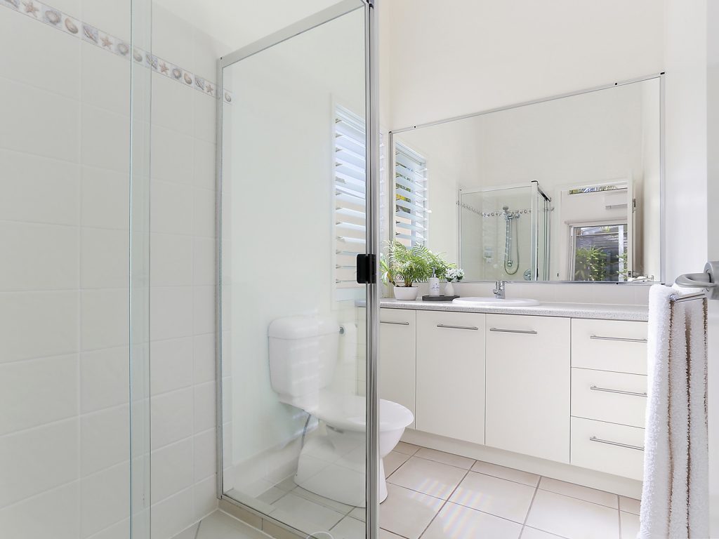 10 Mauritius Crescent, Kawana Island QLD 4575 - photo 12