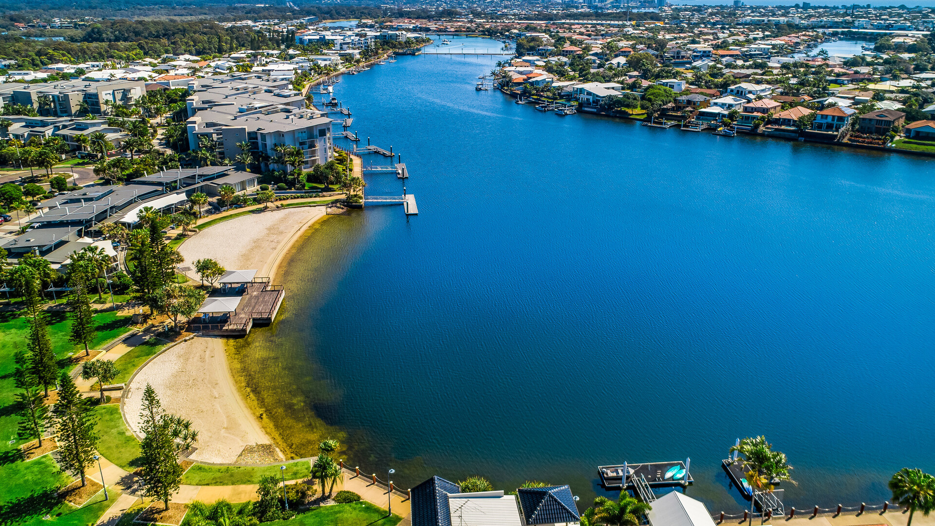 10 Mauritius Crescent, Kawana Island QLD 4575 - photo 14