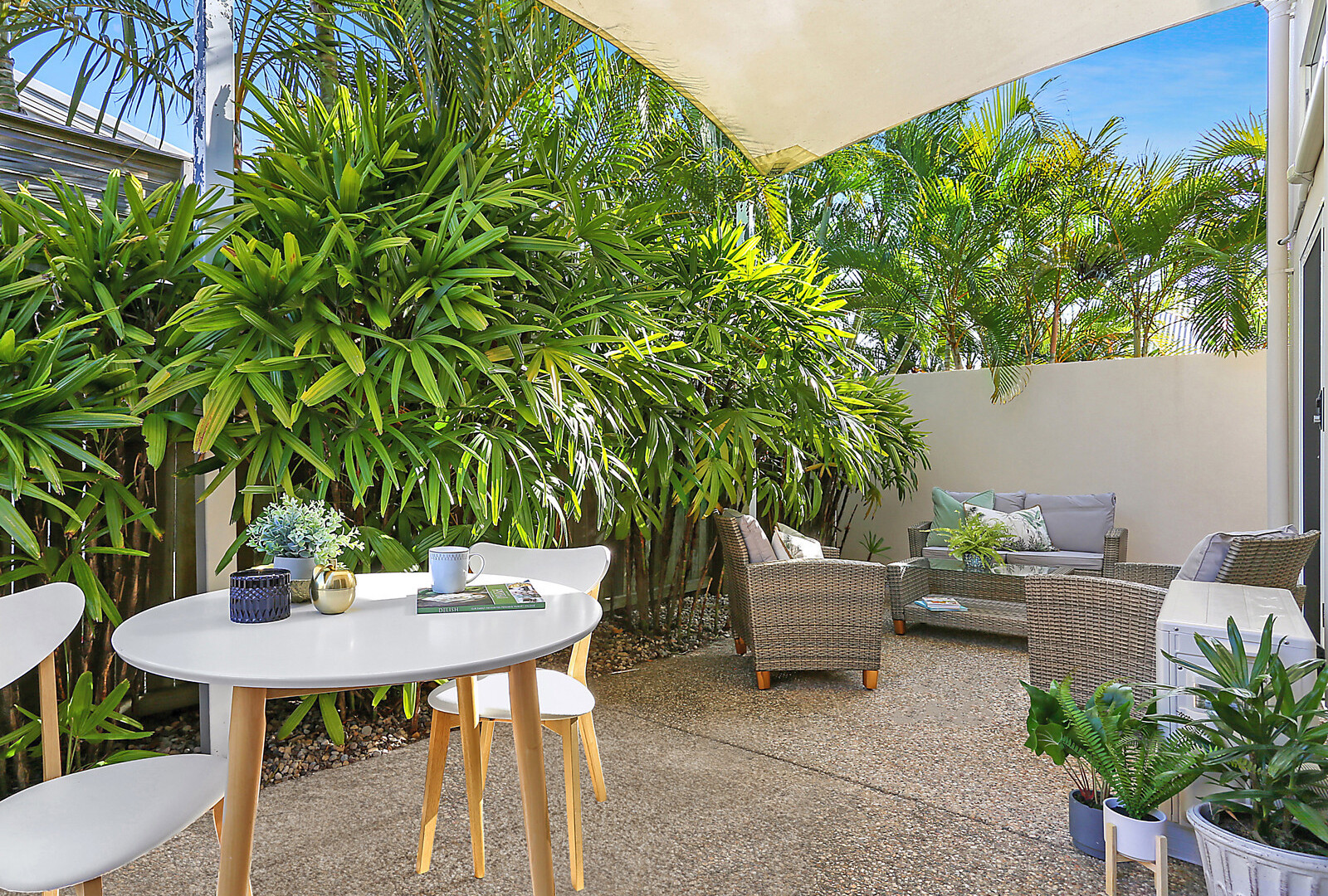 10 Mauritius Crescent, Kawana Island QLD 4575 - photo 5