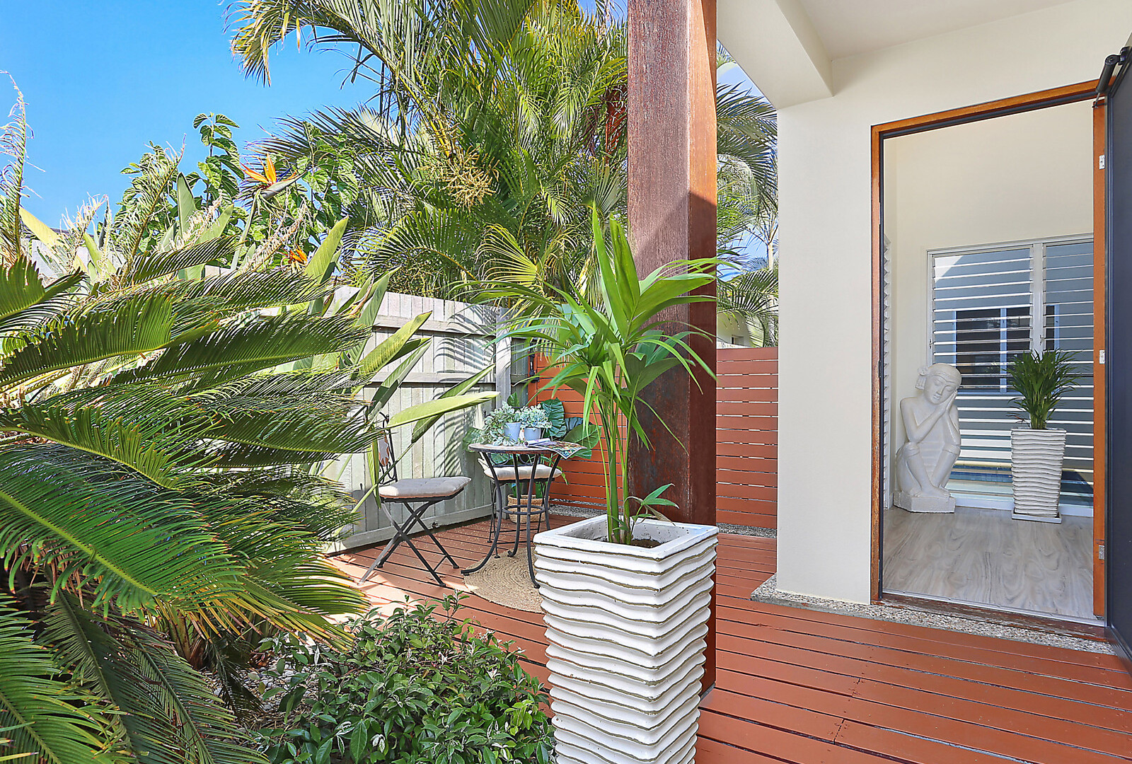 10 Mauritius Crescent, Kawana Island QLD 4575 - photo 6
