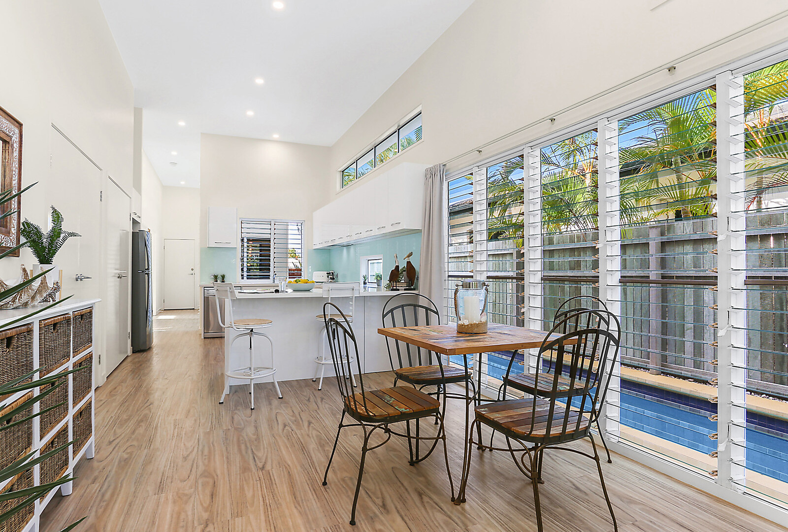 10 Mauritius Crescent, Kawana Island QLD 4575 - photo 7