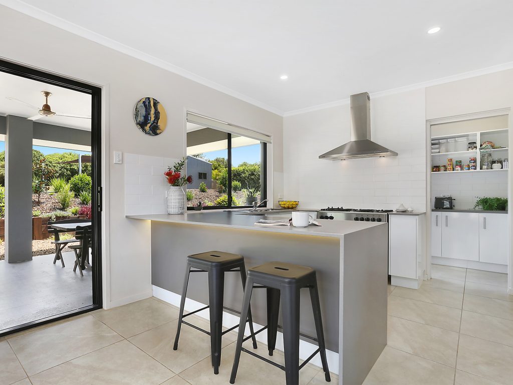 76 Lachlan Crescent, Beerwah QLD 4519 - photo 2