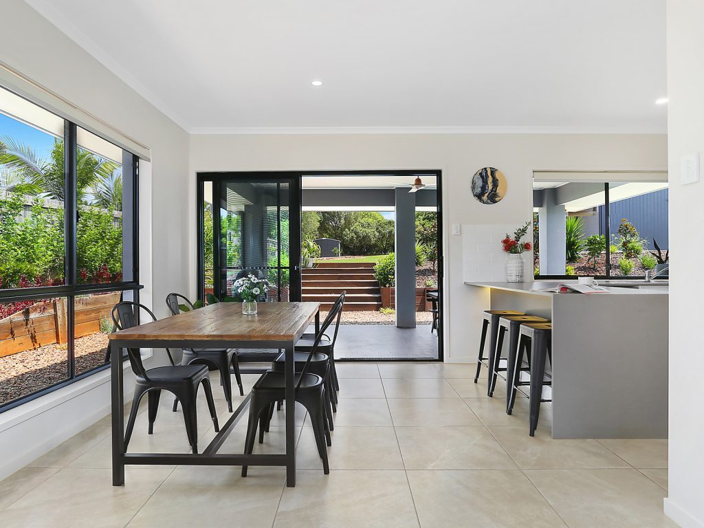 76 Lachlan Crescent, Beerwah QLD 4519 - photo 3