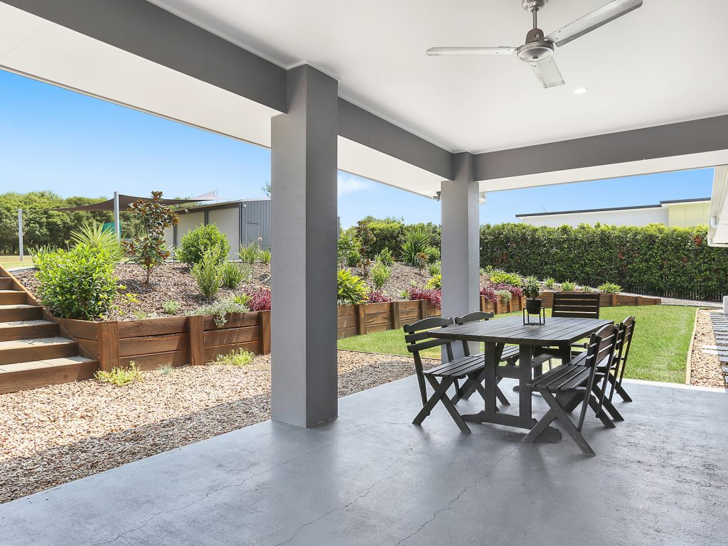 76 Lachlan Crescent, Beerwah QLD 4519 - photo 4