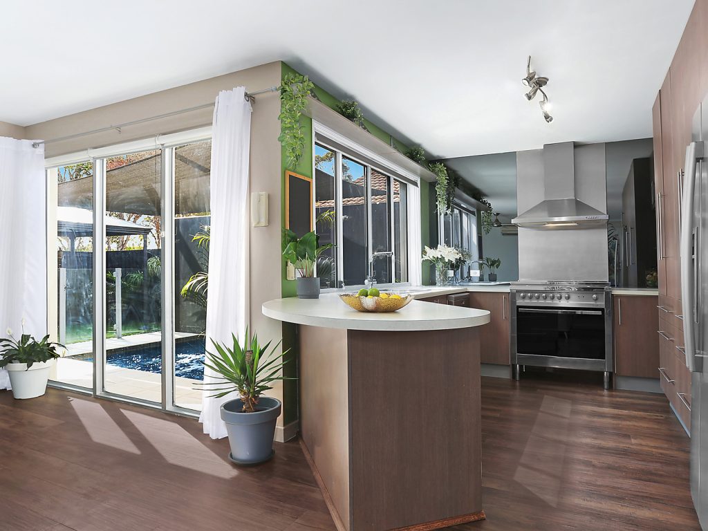18 Fitzroy Court, Kawana Island QLD 4575 - photo 2