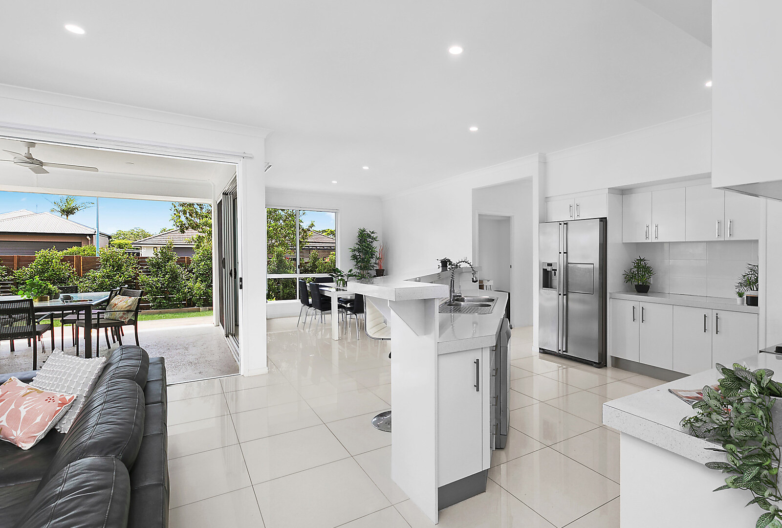 8 Wilkiea Street, Meridan Plains QLD 4551 - photo 2