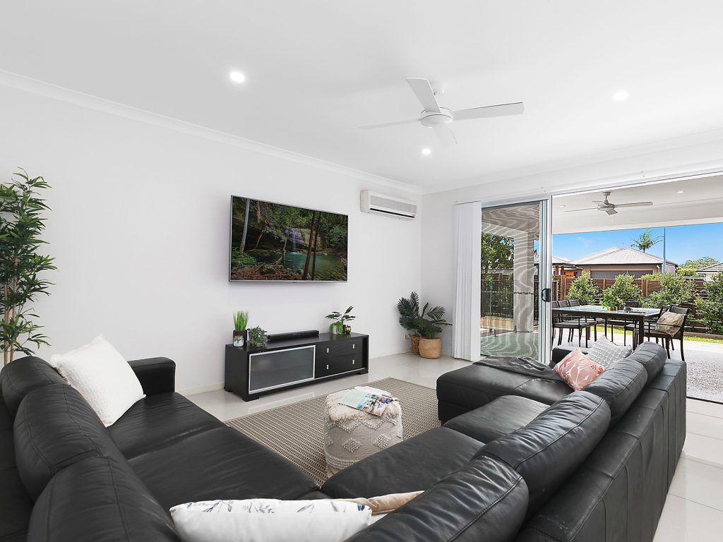 8 Wilkiea Street, Meridan Plains QLD 4551 - photo 5