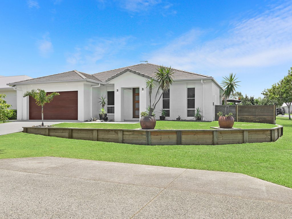 8 Wilkiea Street, Meridan Plains QLD 4551 - photo 6