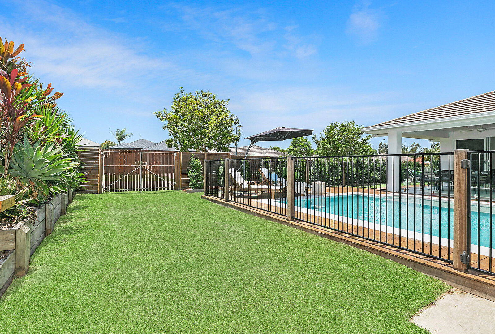 8 Wilkiea Street, Meridan Plains QLD 4551 - photo 7