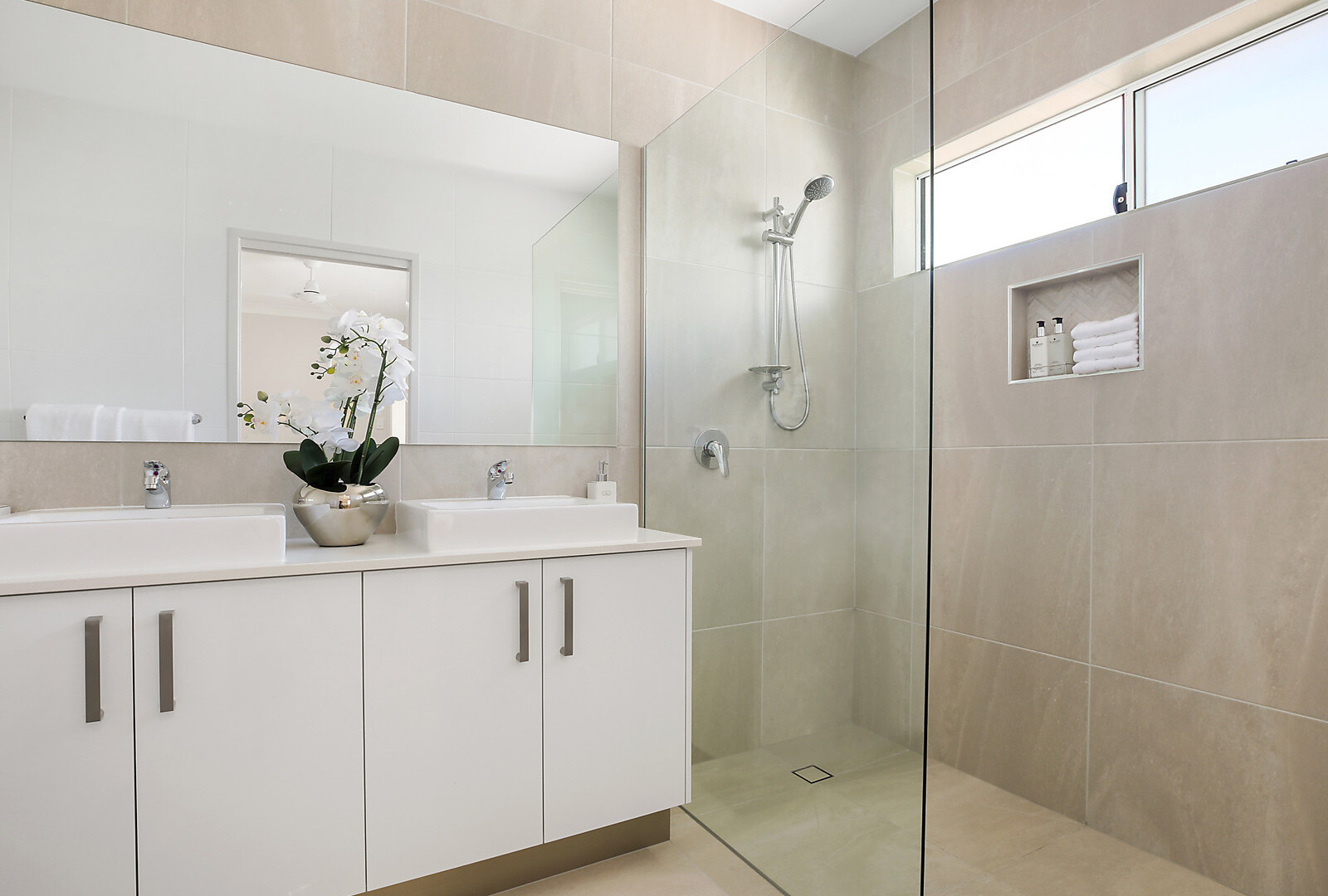 Sold - 8 Warrego Drive - New Property in Pelican Waters - Real Estate by Carinda Ivens