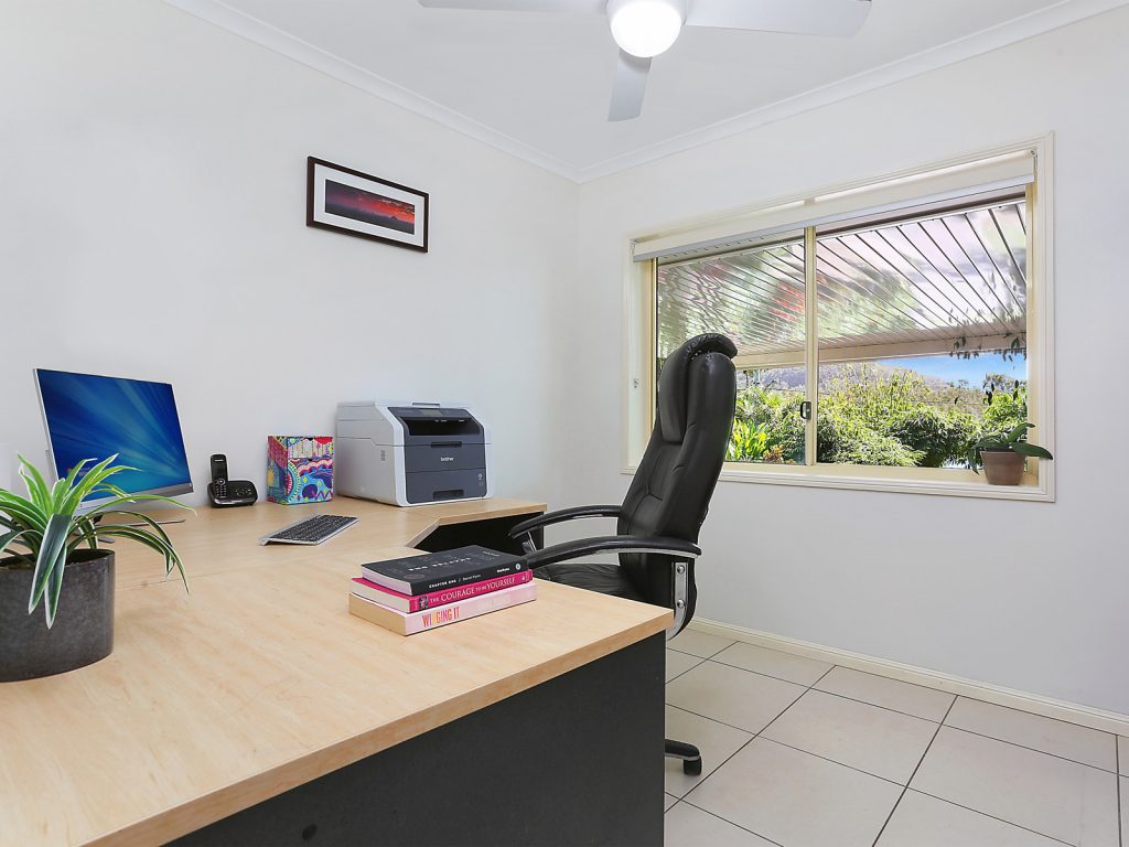 38 Hillside Road, Glass House Mountains QLD 4518 - photo 11