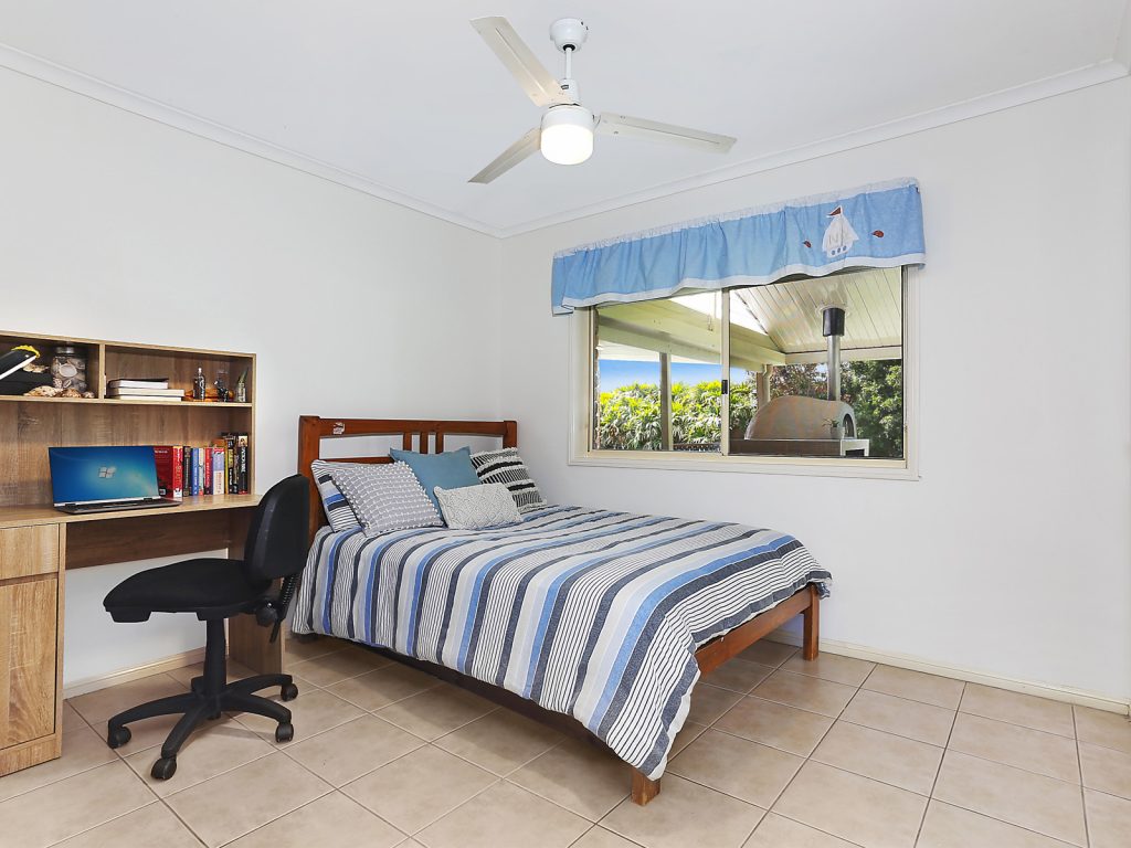 38 Hillside Road, Glass House Mountains QLD 4518 - photo 10