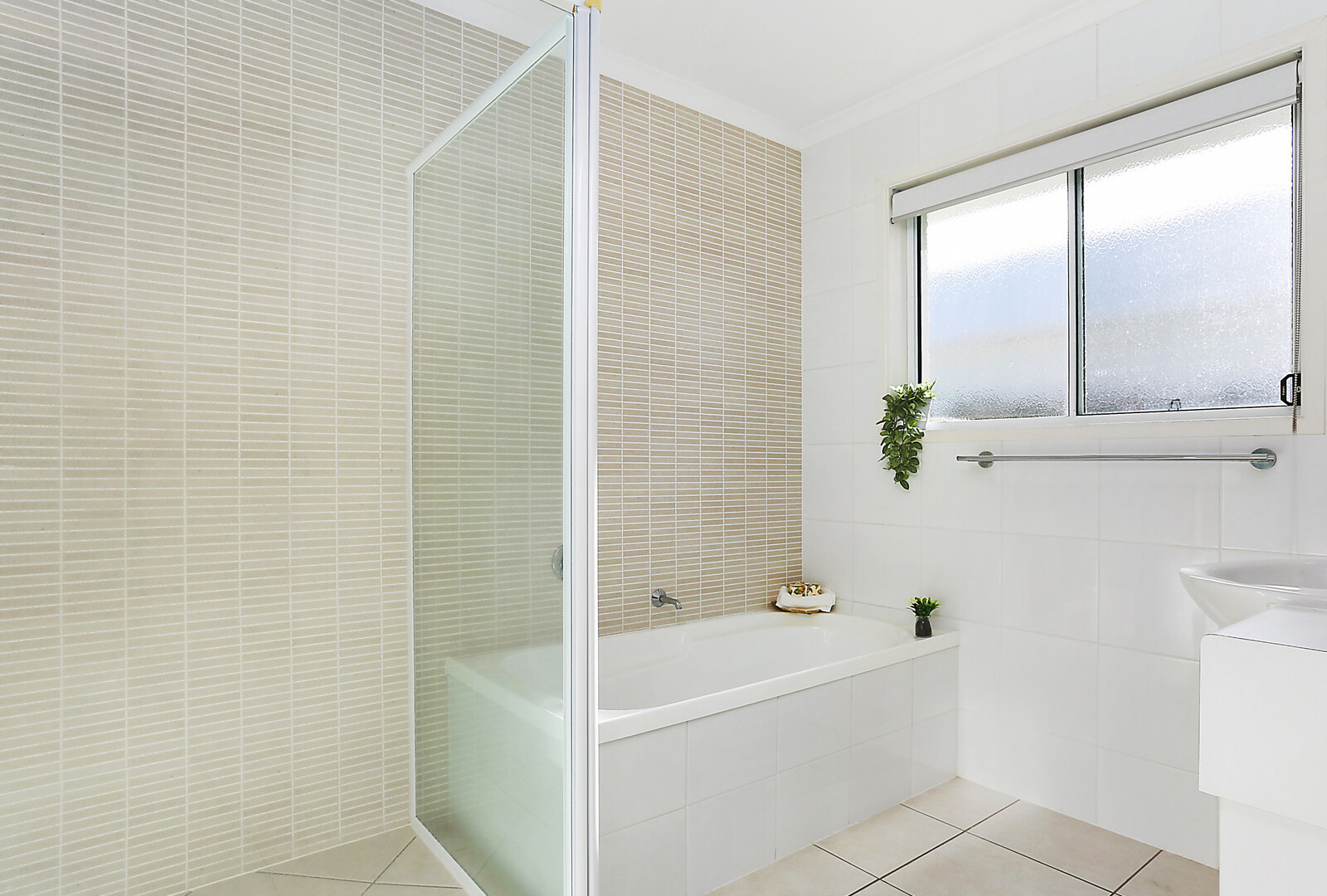 6 Scribbly Gum Drive, Meridan Plains QLD 4551 - photo 14