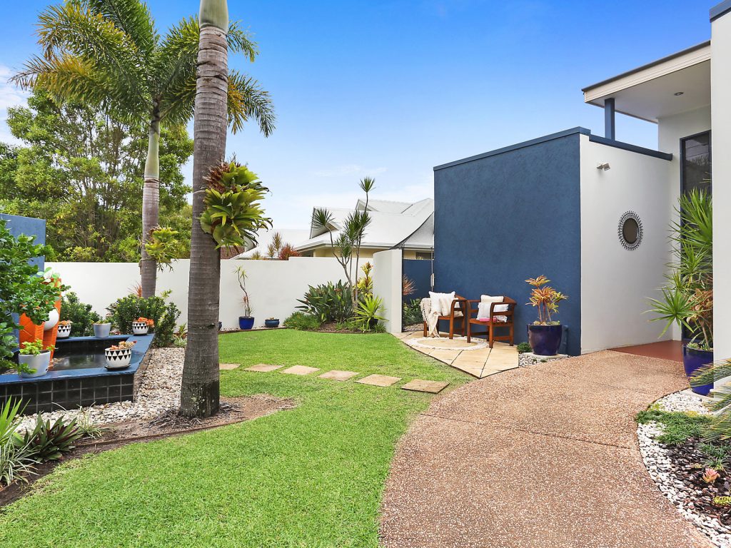 7 Sardinia Place, Kawana Island QLD 4575 - photo 5